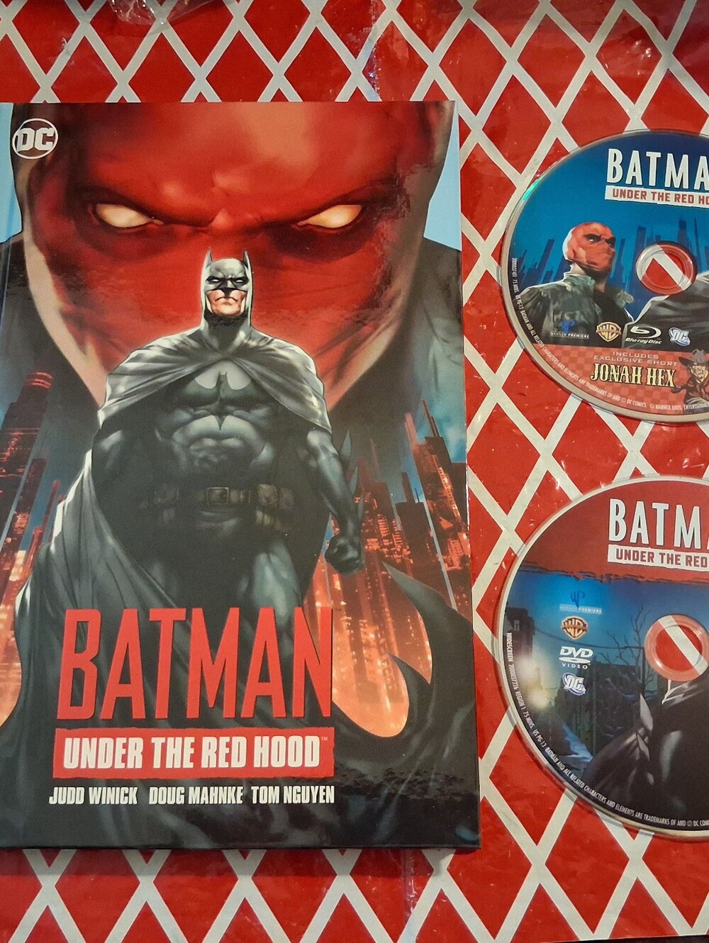 Batman Under the Red Hood dvd Movie and Comic Book lot, Jason Todd Includes:-
